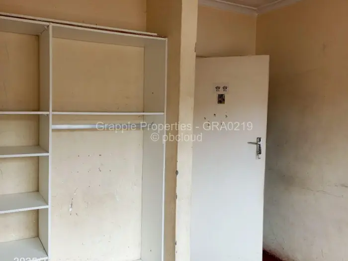 4 Bedroom House for Sale in Mainway Meadows, Harare