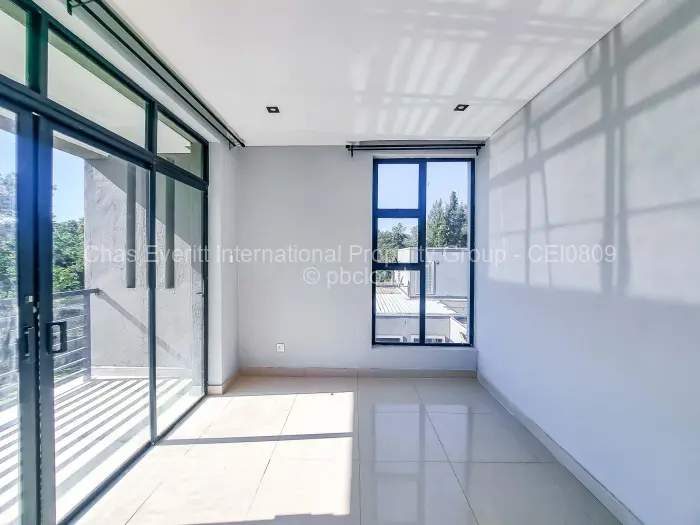 Townhouse/Cluster to Rent in Glen Lorne, Harare