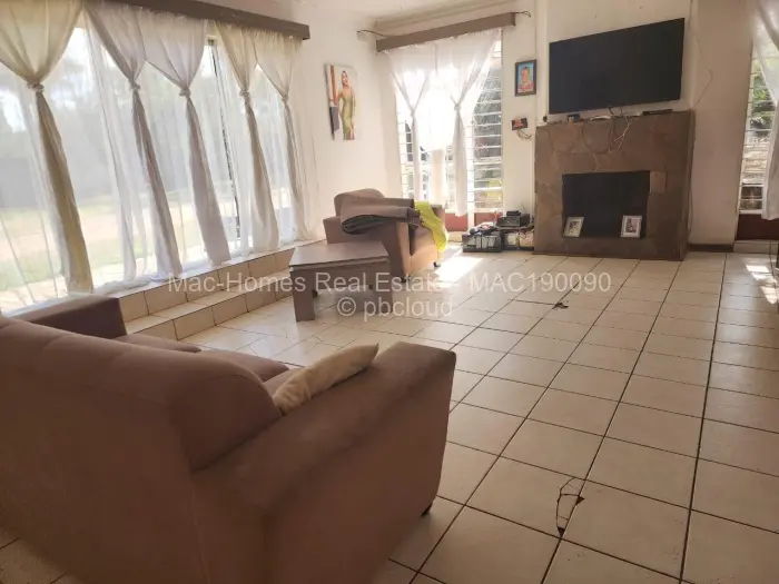 5 Bedroom House for Sale in Highlands, Harare
