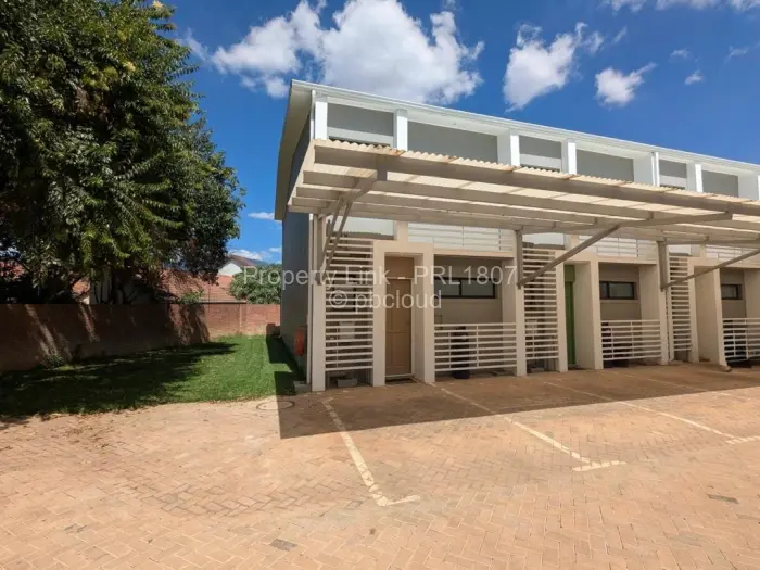 Townhouse/Cluster for Sale in Newlands, Harare