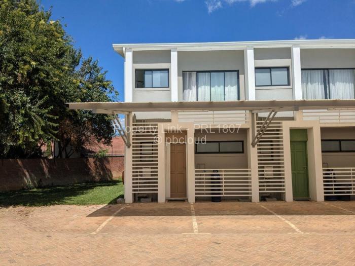 Townhouse/Cluster for Sale in Newlands, Harare