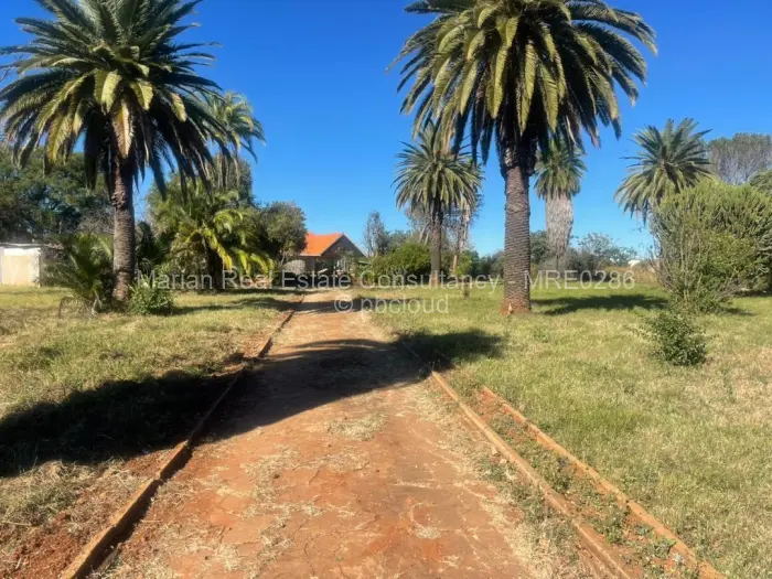 3 Bedroom House for Sale in Newton West, Bulawayo