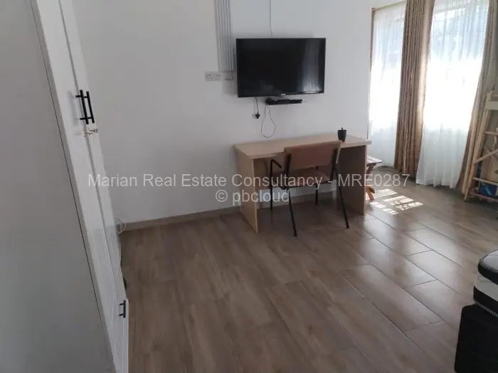 10 Bedroom House to Rent in Matsheumhlope, Bulawayo