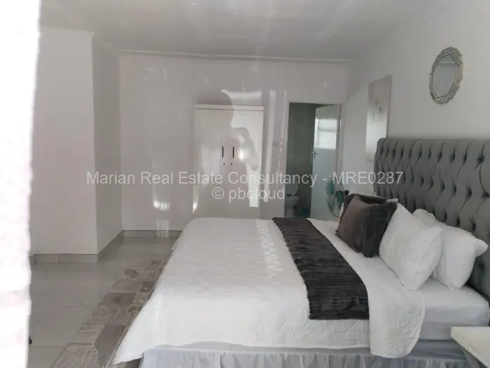 10 Bedroom House to Rent in Matsheumhlope, Bulawayo