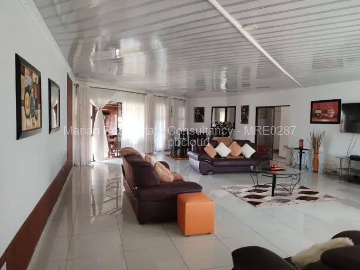 10 Bedroom House to Rent in Matsheumhlope, Bulawayo