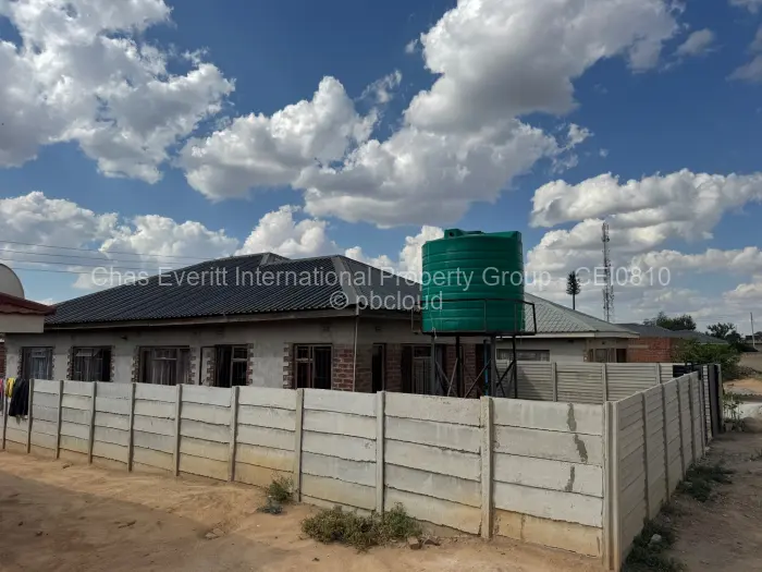 4 Bedroom House for Sale in Southview Park, Harare