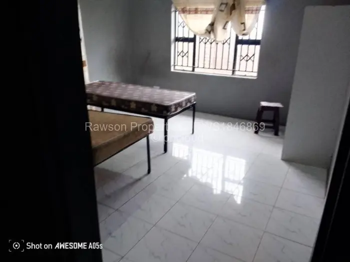 5 Bedroom House for Sale in Adelaide Pk Gweru, Gweru