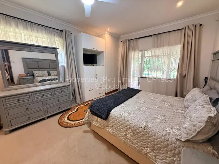 3 Bedroom House to Rent in Mount Pleasant