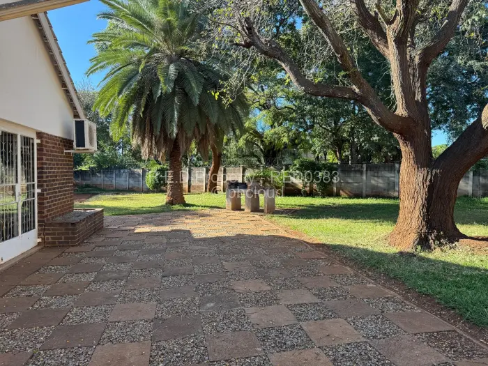 4 Bedroom House for Sale in Ilanda, Bulawayo