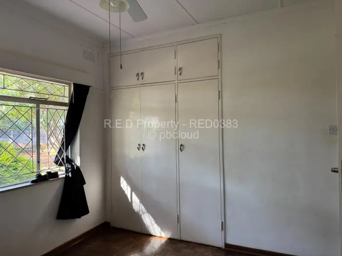 4 Bedroom House for Sale in Ilanda, Bulawayo