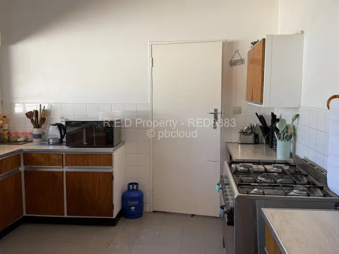 4 Bedroom House for Sale in Ilanda, Bulawayo