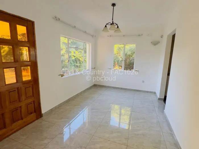 Townhouse/Cluster to Rent in Philadelphia, Harare
