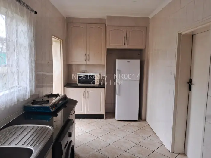 3 Bedroom House to Rent in Waterfalls