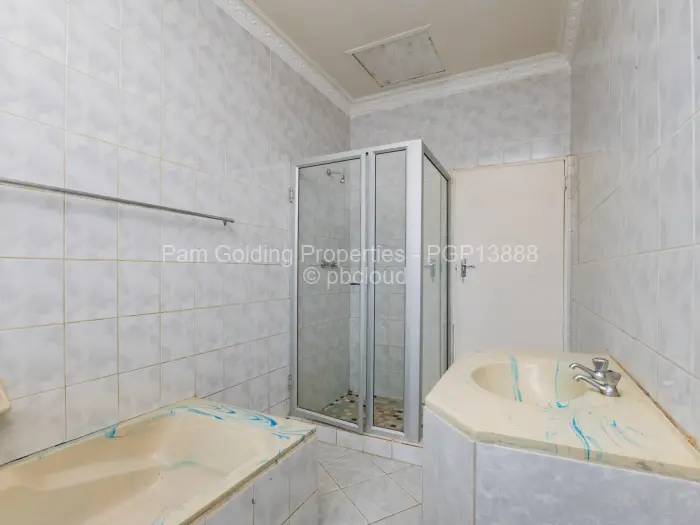 3 Bedroom House for Sale in Zimre Park, Harare