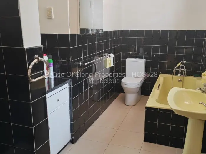 4 Bedroom House to Rent in Colne Valley