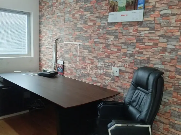 5 Bedroom House to Rent in Borrowdale Brooke, Harare