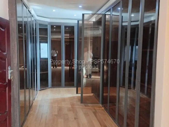 5 Bedroom House to Rent in Borrowdale Brooke, Harare