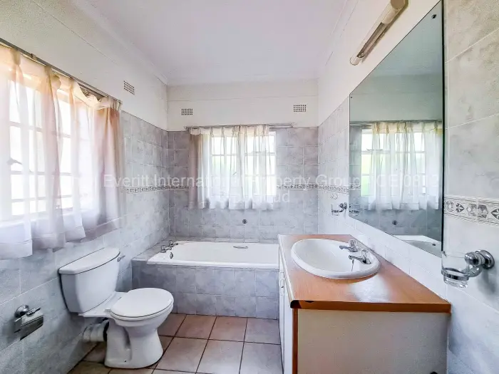 3 Bedroom House to Rent in Borrowdale