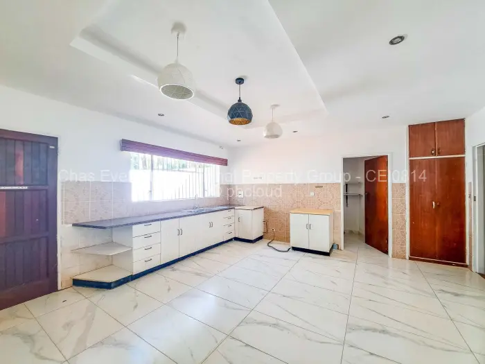 4 Bedroom House to Rent in Chisipite, Harare