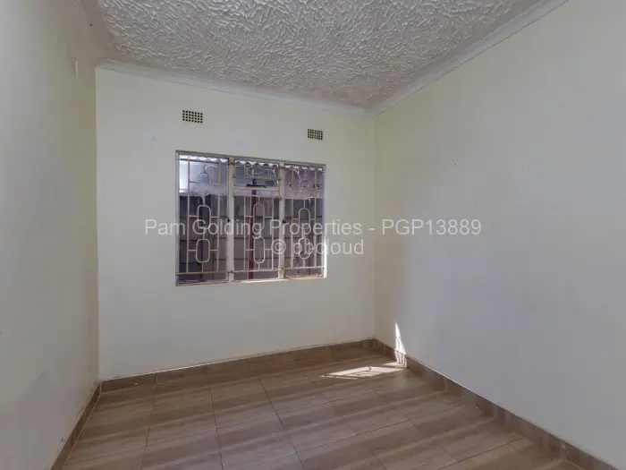 3 Bedroom House for Sale in Crowborough, Harare