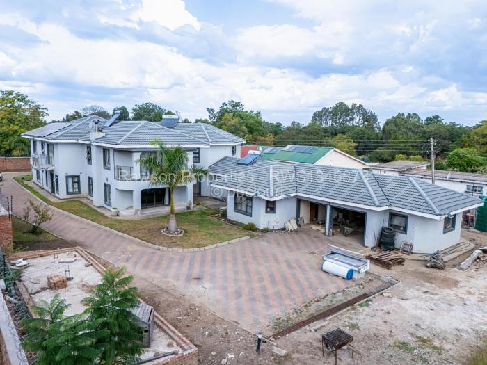8 Bedroom House for Sale in Athlone, Harare