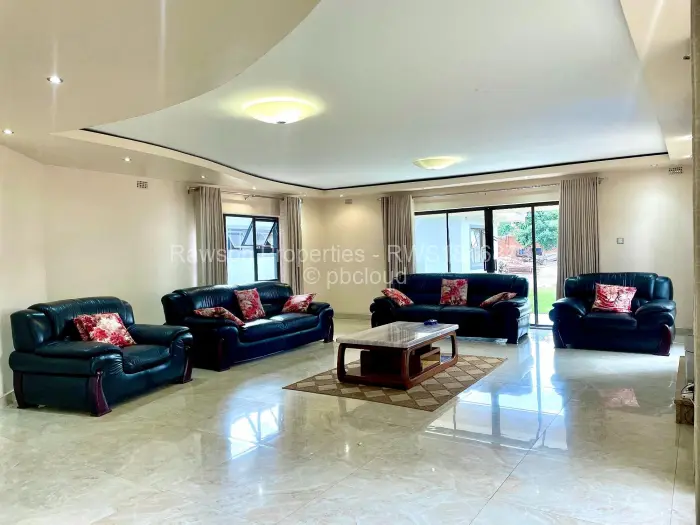 8 Bedroom House for Sale in Athlone, Harare