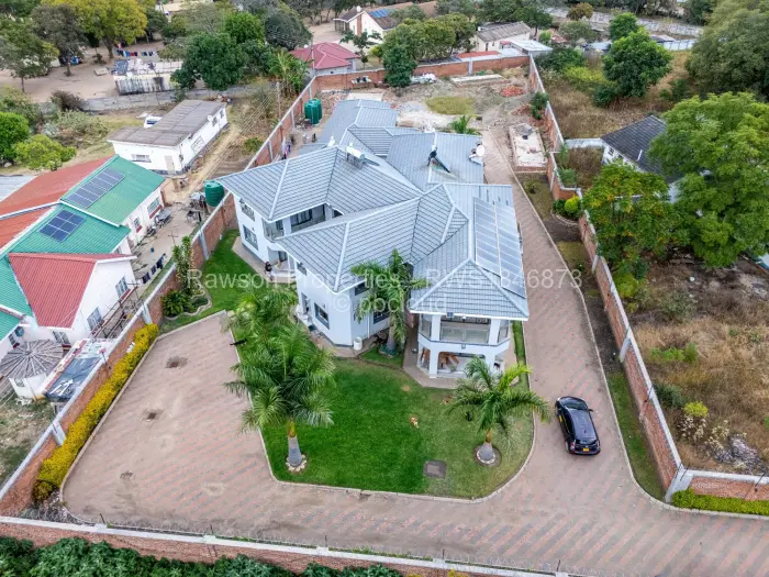 8 Bedroom House for Sale in Athlone, Harare