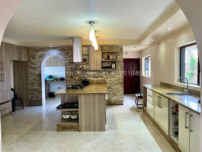 8 Bedroom House for Sale in Athlone, Harare