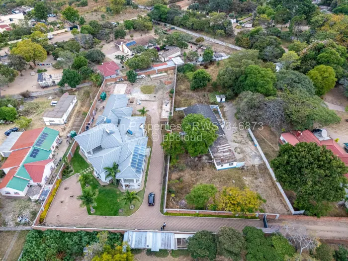 8 Bedroom House for Sale in Athlone, Harare