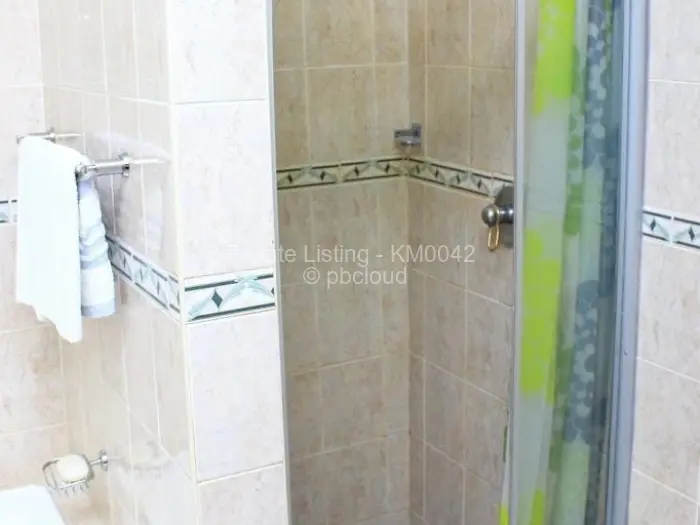 Flat/Apartment to Rent in Glen Lorne, Harare