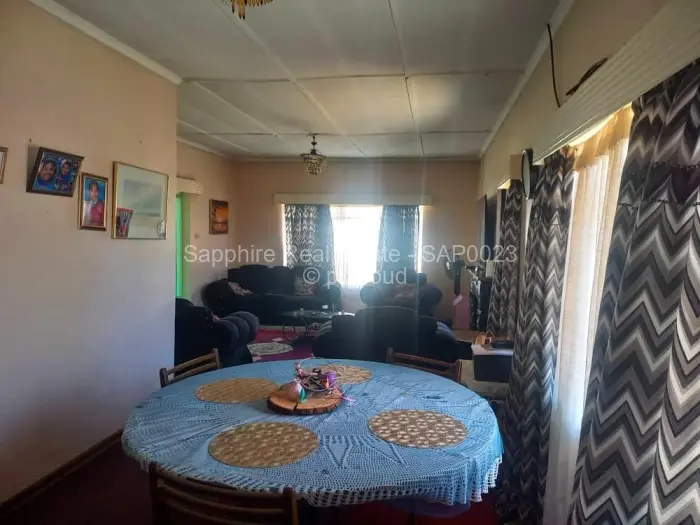 3 Bedroom House for Sale in Paddonhurst, Bulawayo