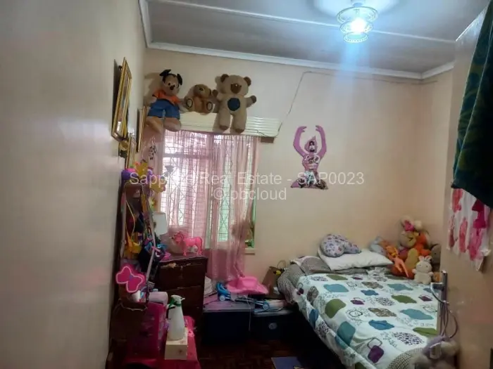 3 Bedroom House for Sale in Paddonhurst, Bulawayo
