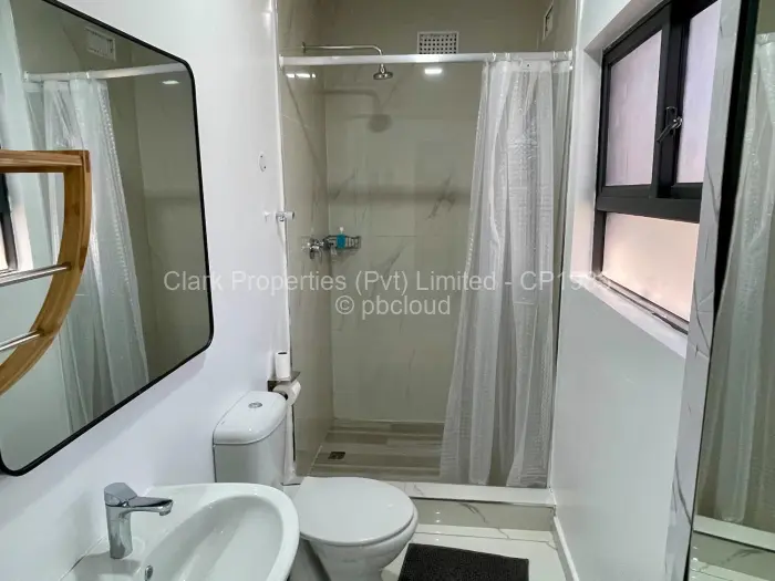 7 Bedroom House for Sale in Selbourne Park, Bulawayo
