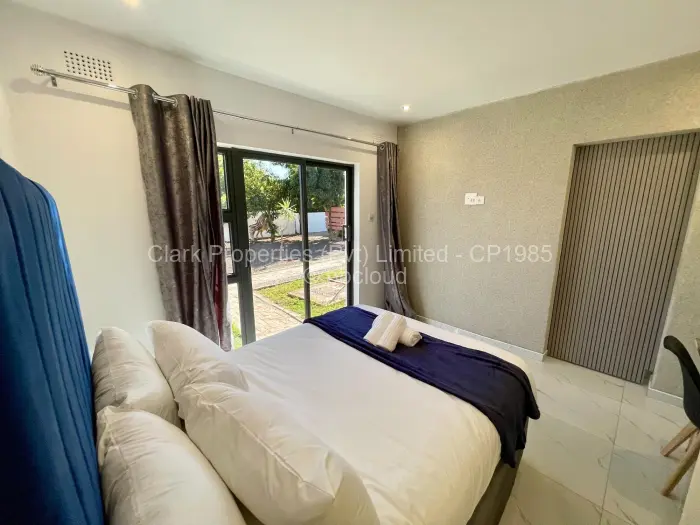 7 Bedroom House for Sale in Selbourne Park, Bulawayo
