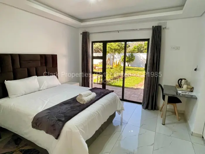 7 Bedroom House for Sale in Selbourne Park, Bulawayo