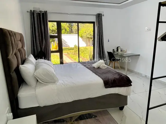 7 Bedroom House for Sale in Selbourne Park, Bulawayo