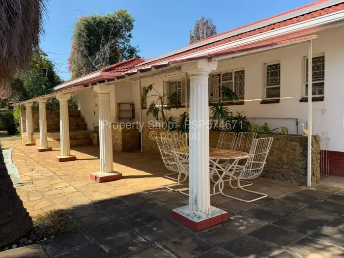 6 Bedroom House to Rent in Mount Pleasant, Harare