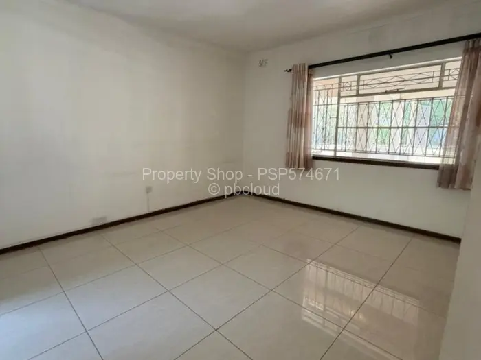 6 Bedroom House to Rent in Mount Pleasant, Harare