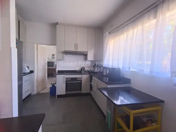3 Bedroom House to Rent in Alexandra Park