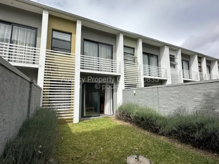 2 Bedroom Cottage/Garden Flat to Rent in Newlands, Harare