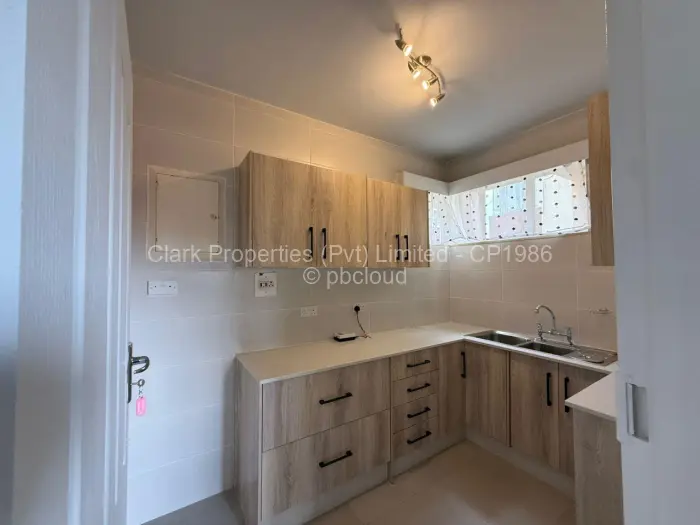 Flat/Apartment to Rent in Avenues, Harare