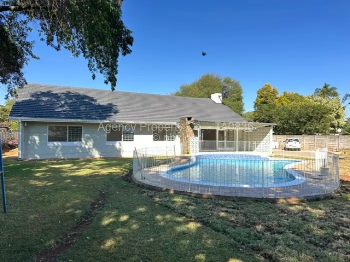 4 Bedroom House to Rent in Alexandra Park, Harare