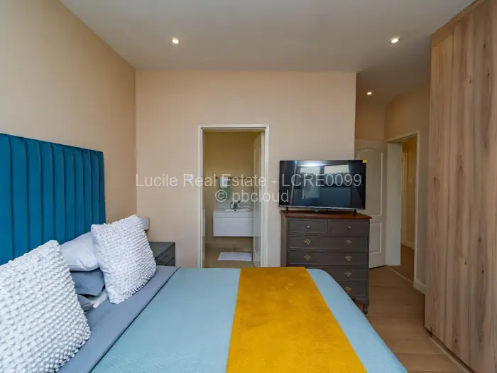 Townhouse/Cluster for Sale in Newlands, Harare
