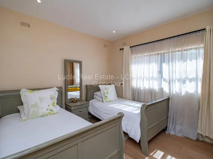 Townhouse/Cluster for Sale in Newlands, Harare
