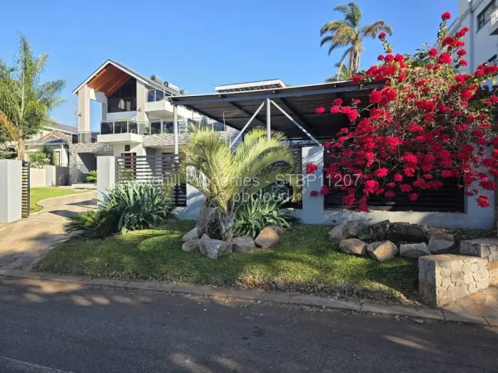 House to Rent in Borrowdale Brooke, Harare