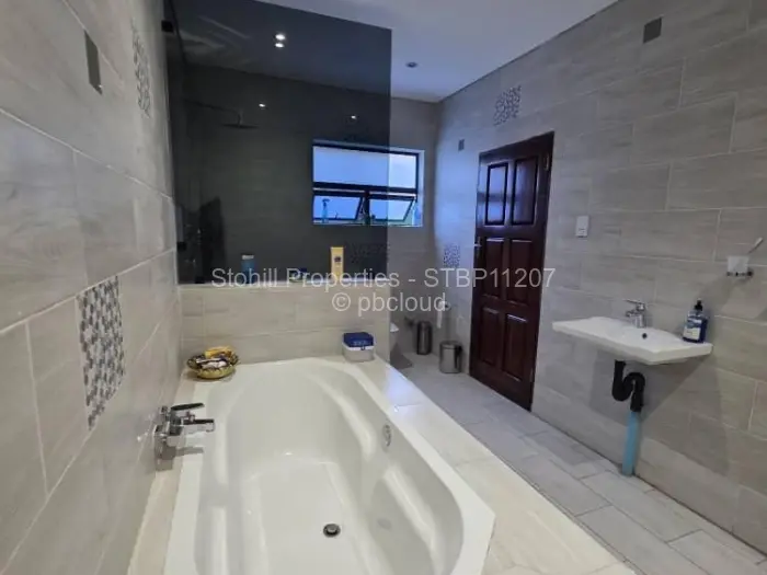 House to Rent in Borrowdale Brooke, Harare