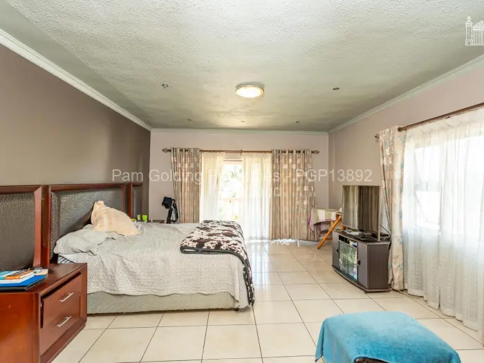 4 Bedroom House for Sale in Borrowdale Brooke, Harare