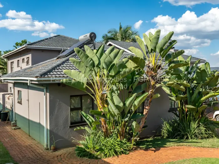 4 Bedroom House for Sale in Borrowdale Brooke, Harare