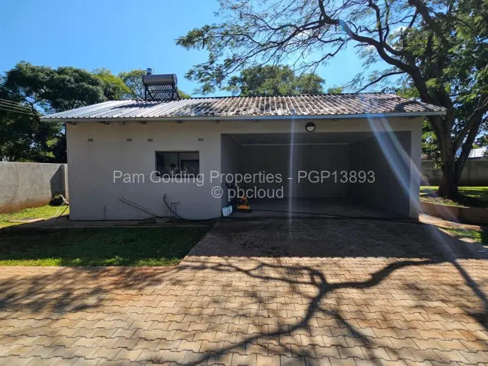 3 Bedroom House for Sale in Suburbs, Bulawayo