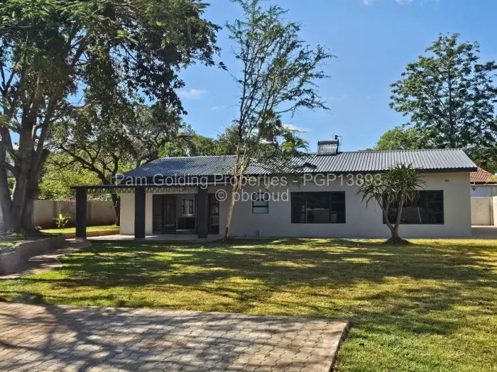 3 Bedroom House for Sale in Suburbs, Bulawayo